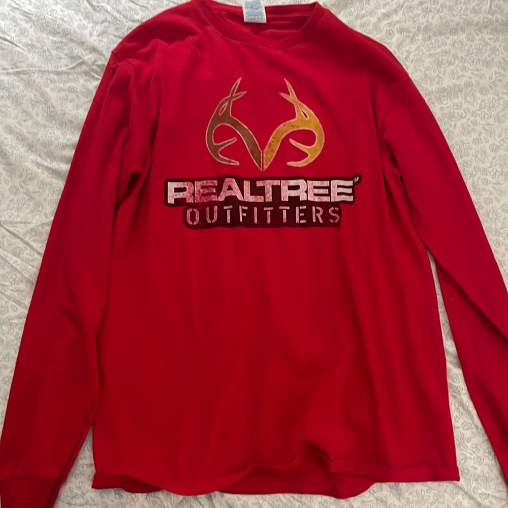 Real tree long sleeve